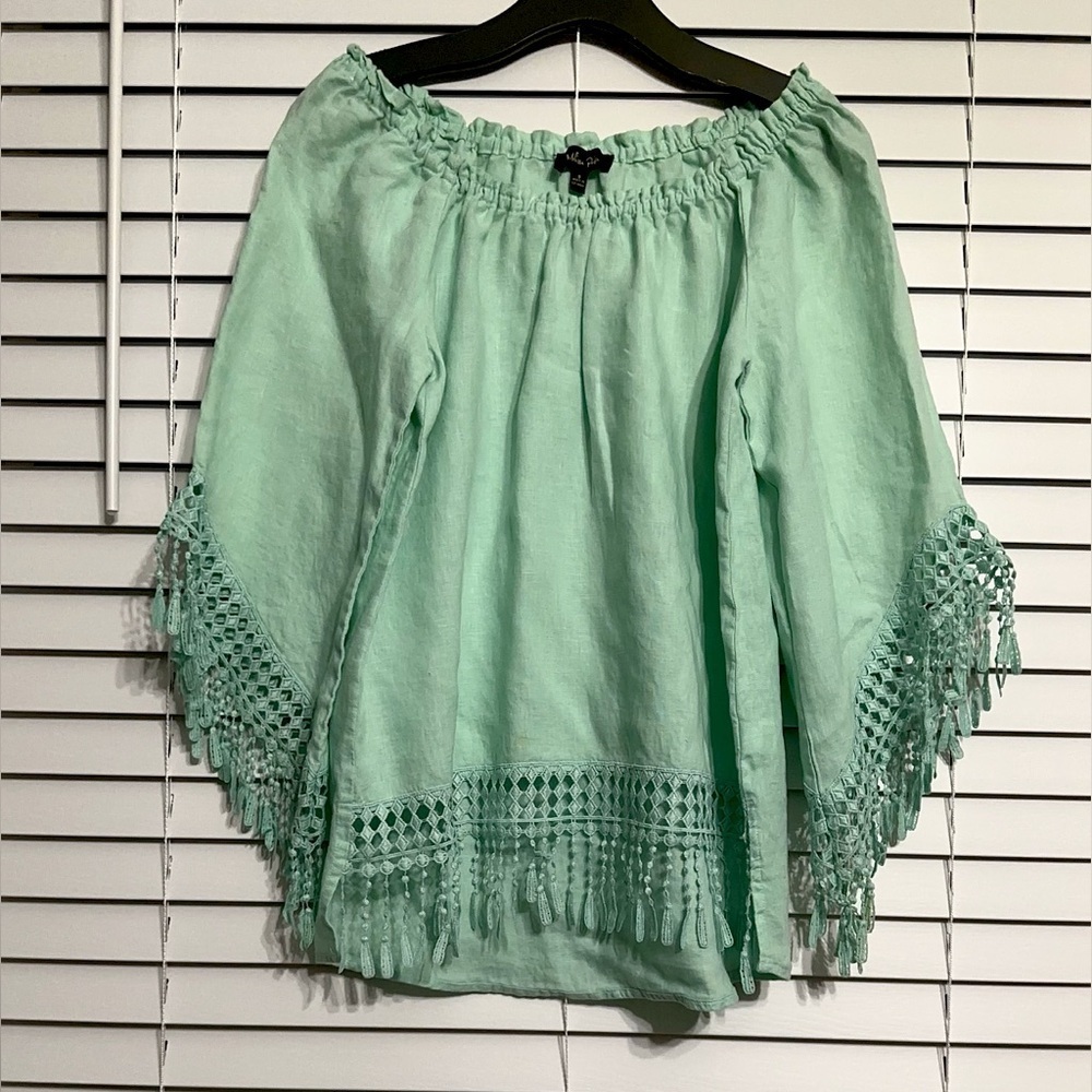 Melissa Paige fringe trimmed top size S